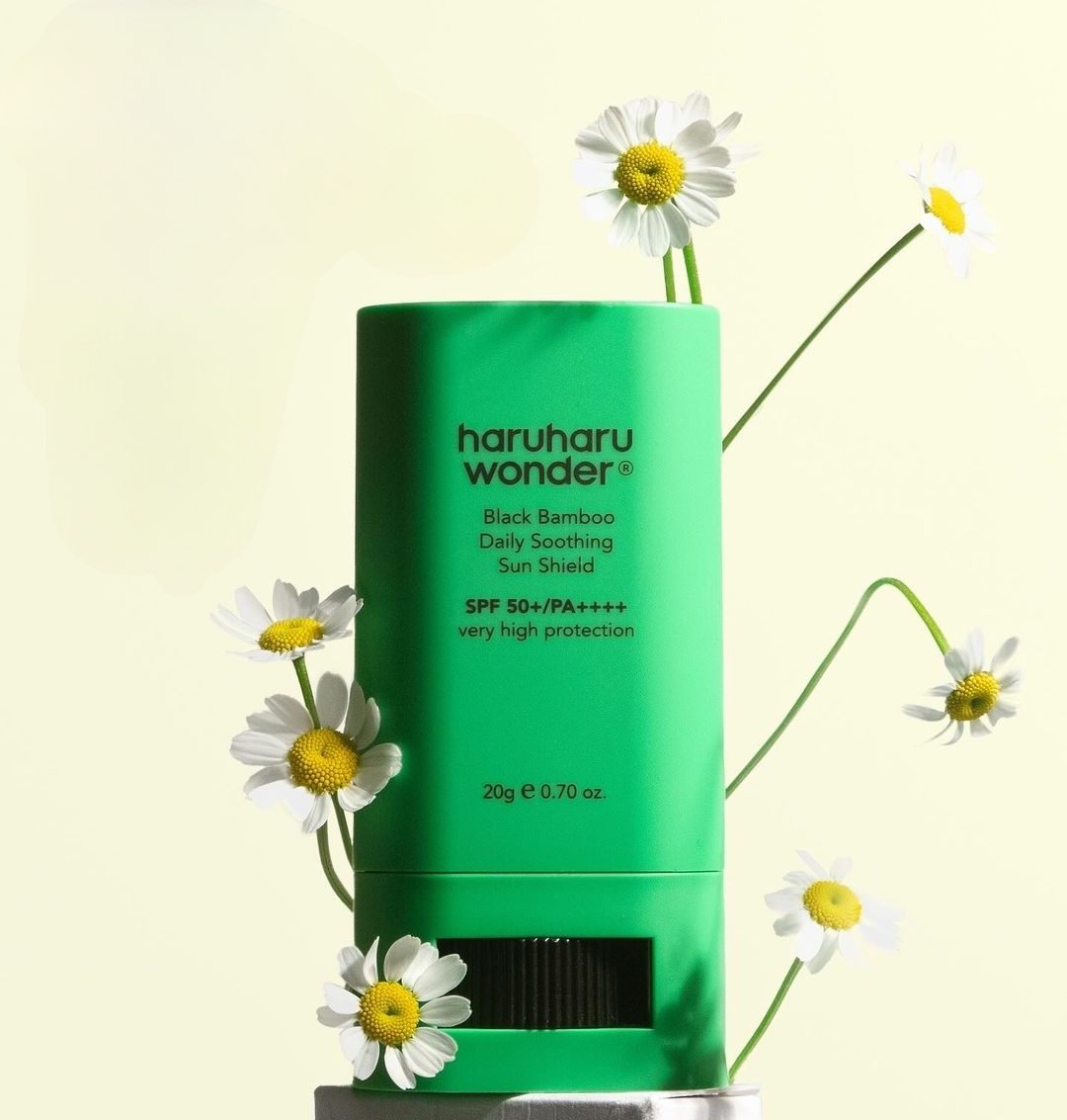 Haruharu Wonder Black Bamboo Daily Soothing Sun Shield 20g Sunscreen Stick